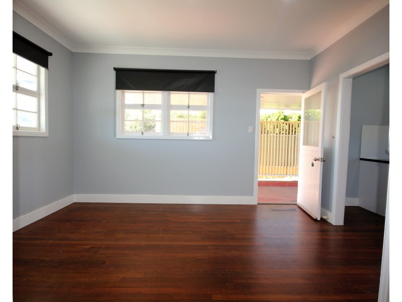 80 Elliott Heads Road, Kepnock QLD 4670