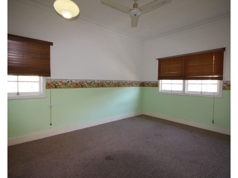 80 Elliott Heads Road, Kepnock QLD 4670