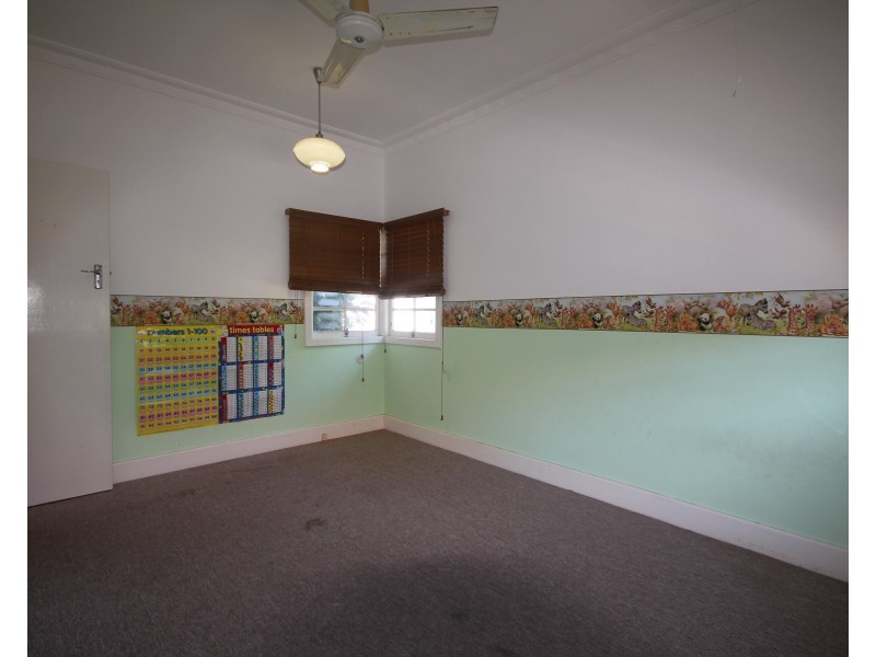 80 Elliott Heads Road, Kepnock QLD 4670