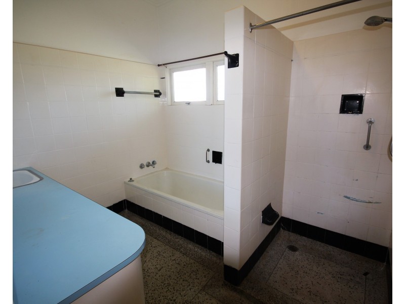 80 Elliott Heads Road, Kepnock QLD 4670