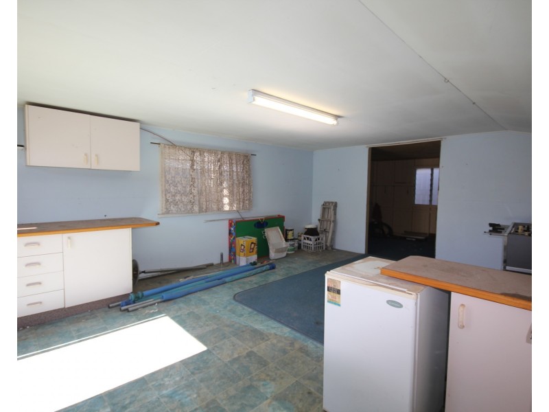 80 Elliott Heads Road, Kepnock QLD 4670