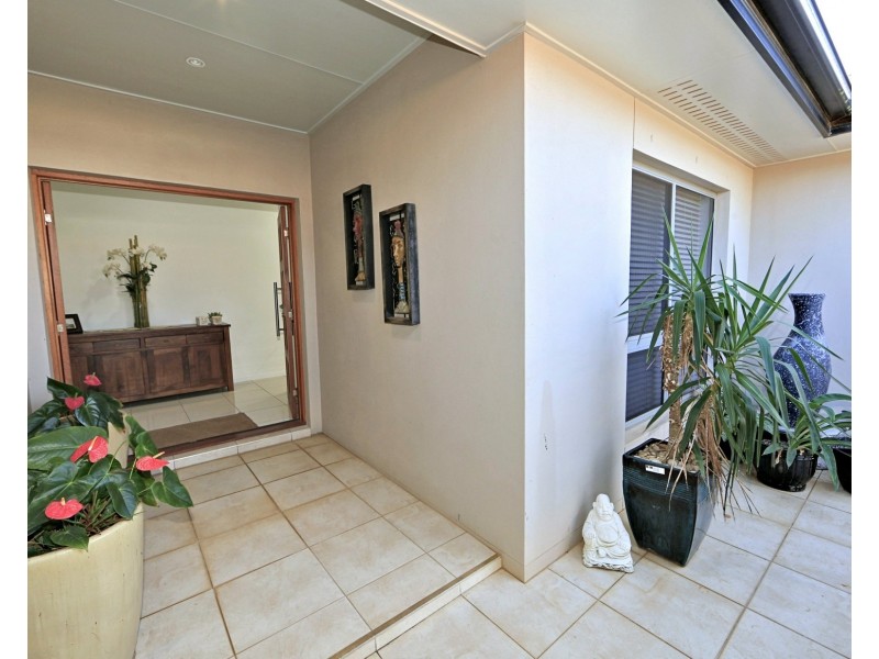 1  Jasmine Court, Kalkie QLD 4670