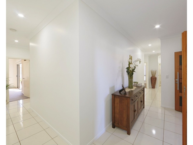 1  Jasmine Court, Kalkie QLD 4670