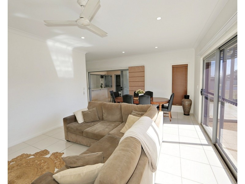 1  Jasmine Court, Kalkie QLD 4670