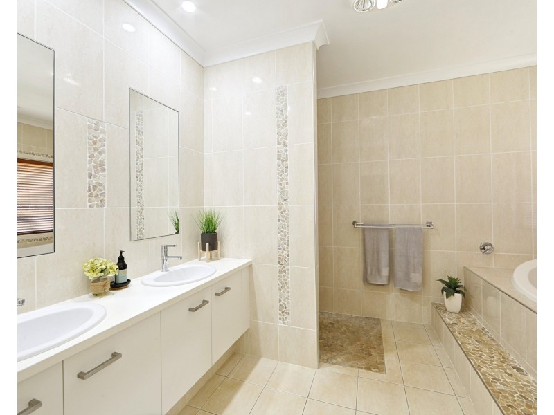 1  Jasmine Court, Kalkie QLD 4670