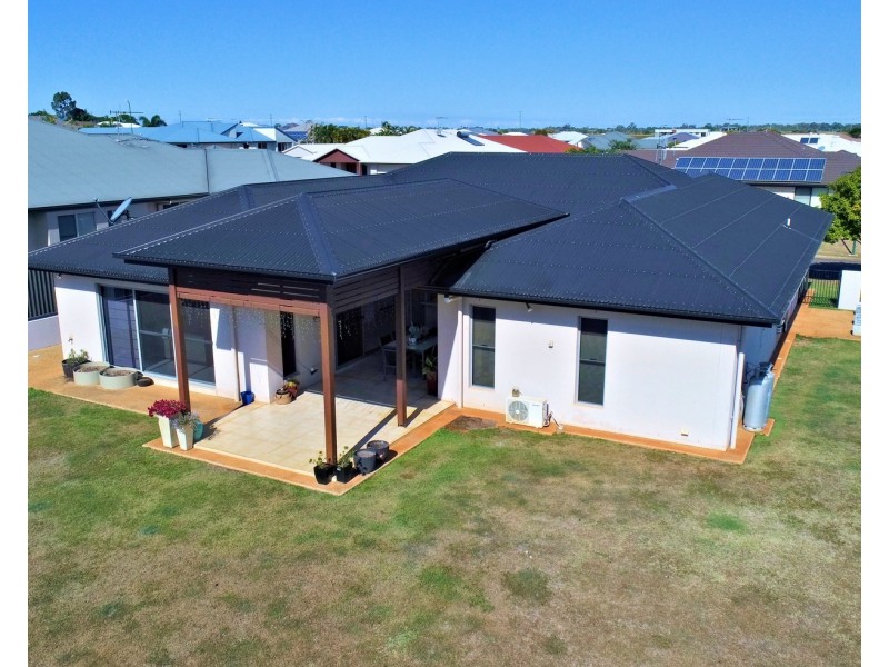 1  Jasmine Court, Kalkie QLD 4670