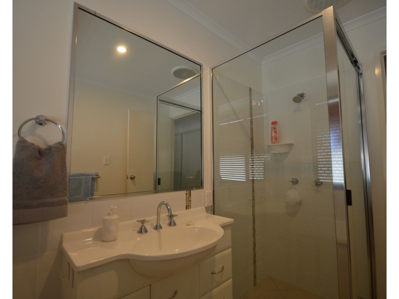 7a  Greathead Road, Kepnock QLD 4670