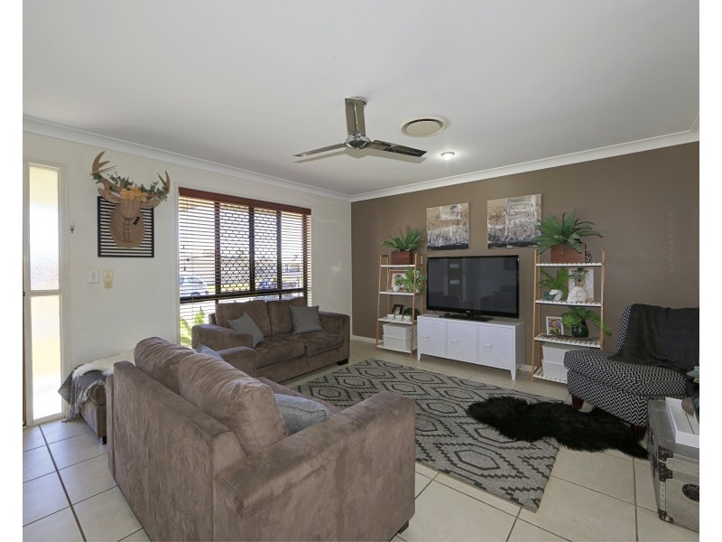 8 Santina Drive, Kalkie QLD 4670
