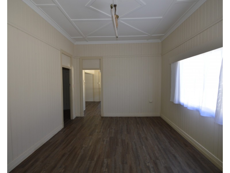 16 Arthur Street, Bundaberg South QLD 4670