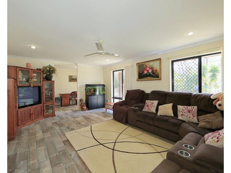 6  Erindale Avenue, Kensington QLD 4670