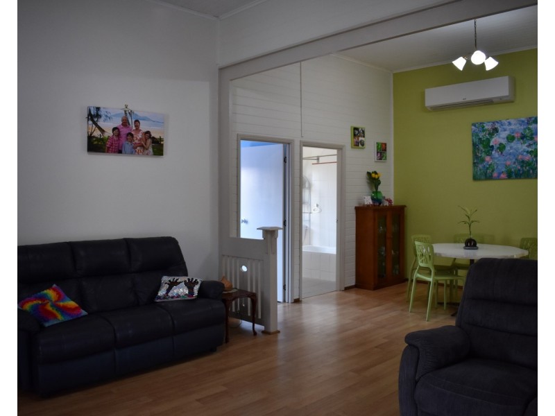 63 Sims Road, Avenell Heights QLD 4670