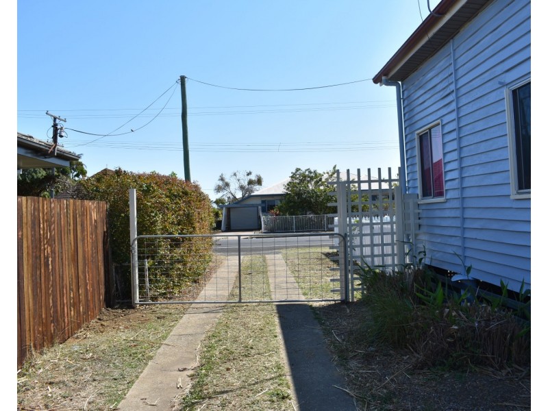 63 Sims Road, Avenell Heights QLD 4670