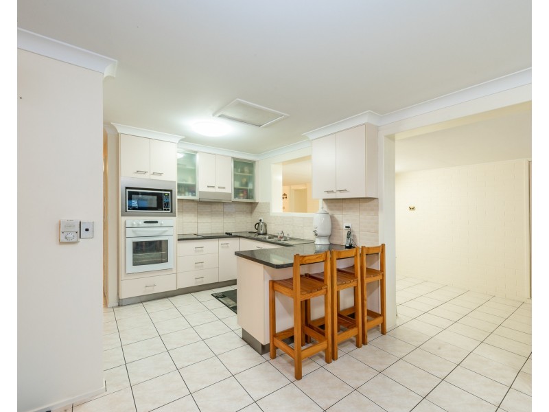 13 Strathdee Avenue, Bundaberg South QLD 4670