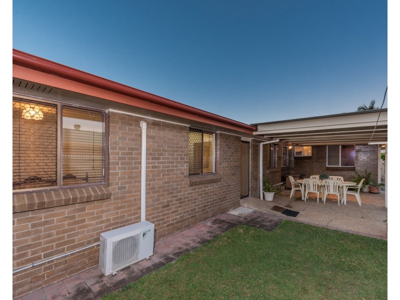 13 Strathdee Avenue, Bundaberg South QLD 4670