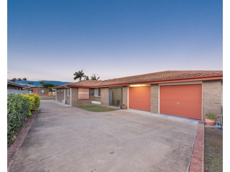 13 Strathdee Avenue, Bundaberg South QLD 4670