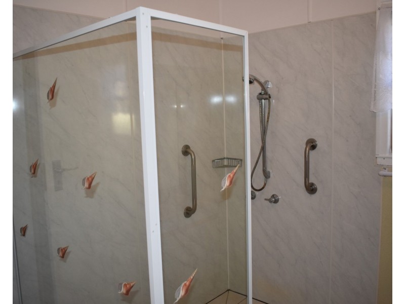 37 Svensson Street, Svensson Heights QLD 4670