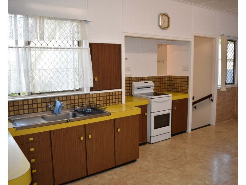 37 Svensson Street, Svensson Heights QLD 4670