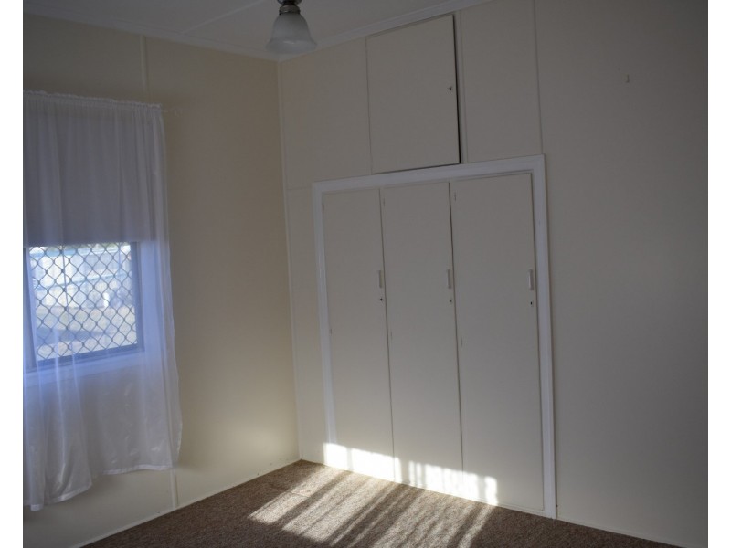 37 Svensson Street, Svensson Heights QLD 4670