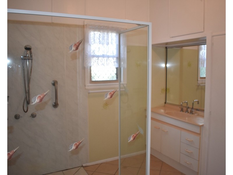 37 Svensson Street, Svensson Heights QLD 4670