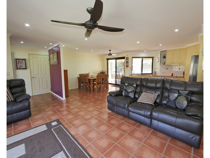 60 Pleasant Drive, Sharon QLD 4670