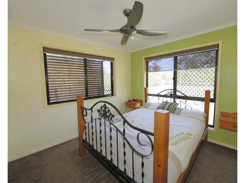 60 Pleasant Drive, Sharon QLD 4670