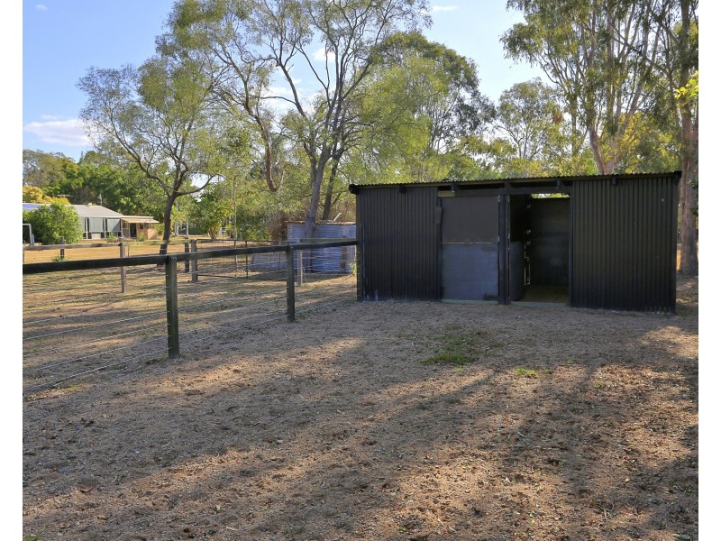 60 Pleasant Drive, Sharon QLD 4670