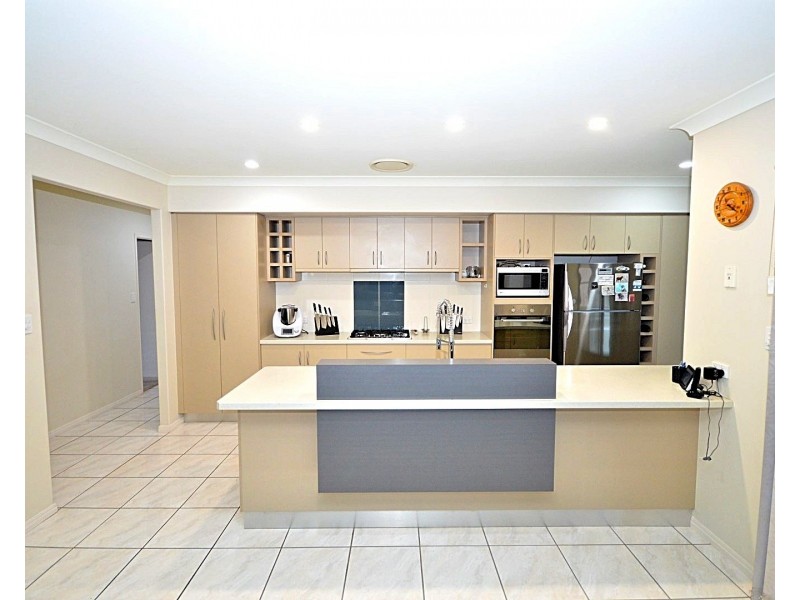 17 Schulte Street, Bundaberg East QLD 4670