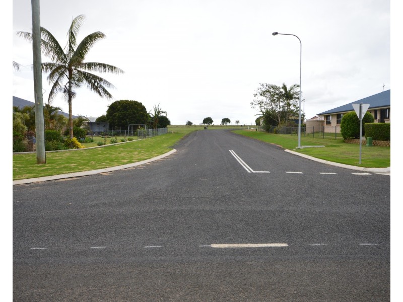 33 Gooburrum Road ( Leacy place), Gooburrum QLD 4670