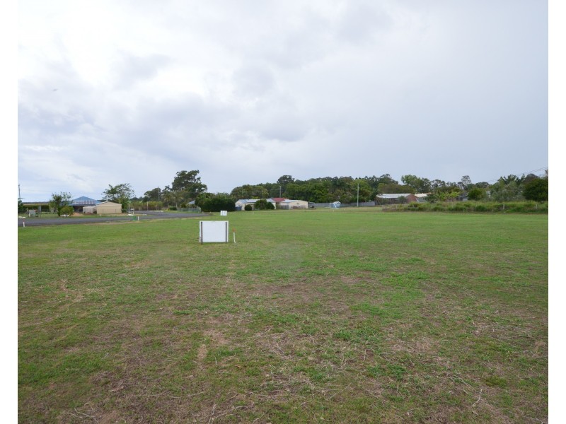 33 Gooburrum Road ( Leacy place), Gooburrum QLD 4670