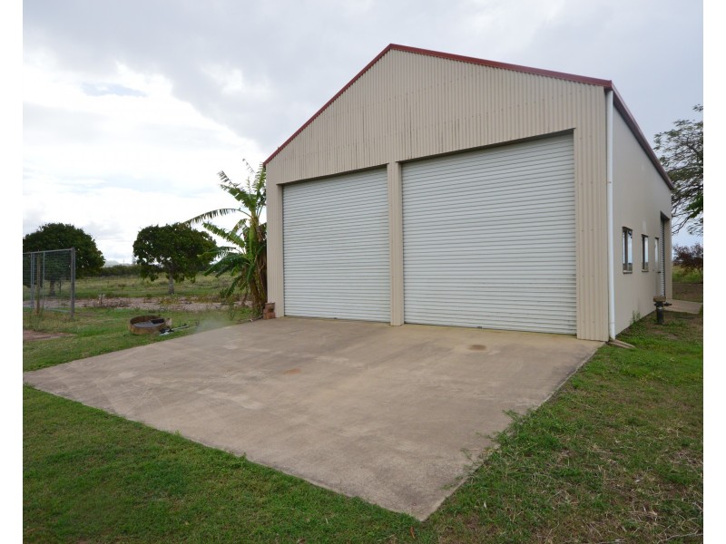 33 Gooburrum Road ( Leacy place), Gooburrum QLD 4670