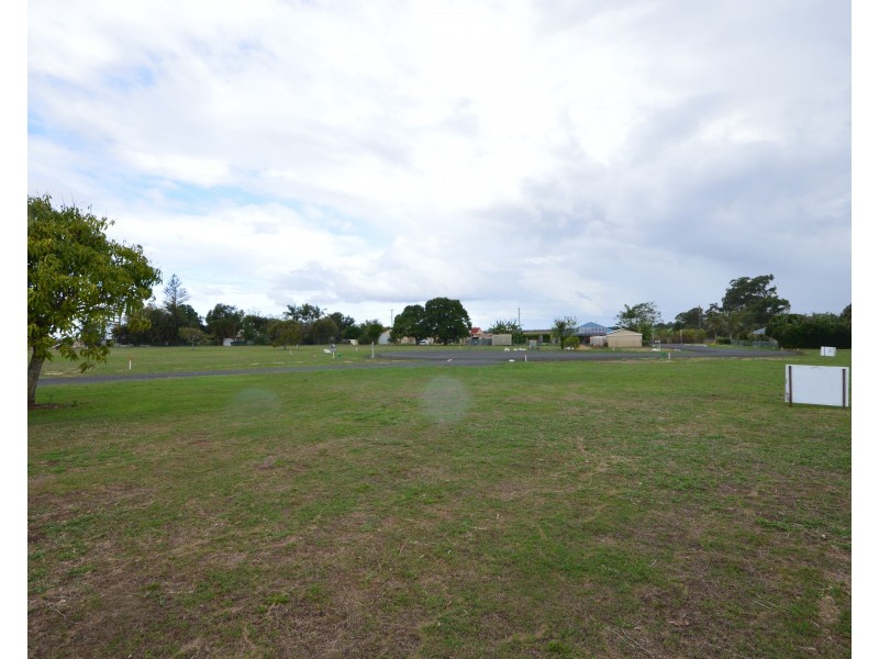 33 Gooburrum Road ( Leacy place), Gooburrum QLD 4670