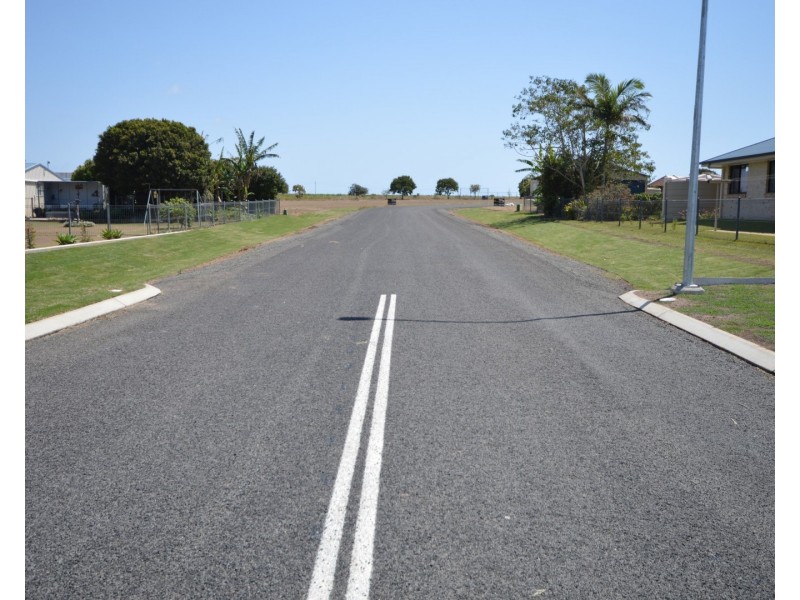 33 Gooburrum Road ( Leacy place), Gooburrum QLD 4670