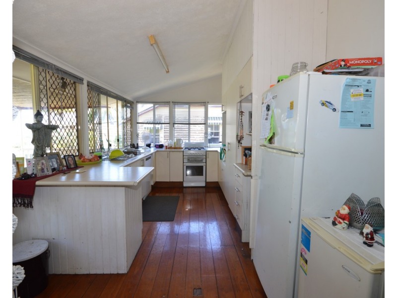 43 Hinkler Avenue, Bundaberg North QLD 4670