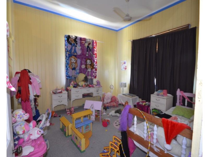 43 Hinkler Avenue, Bundaberg North QLD 4670