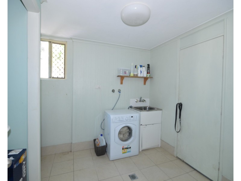 43 Hinkler Avenue, Bundaberg North QLD 4670
