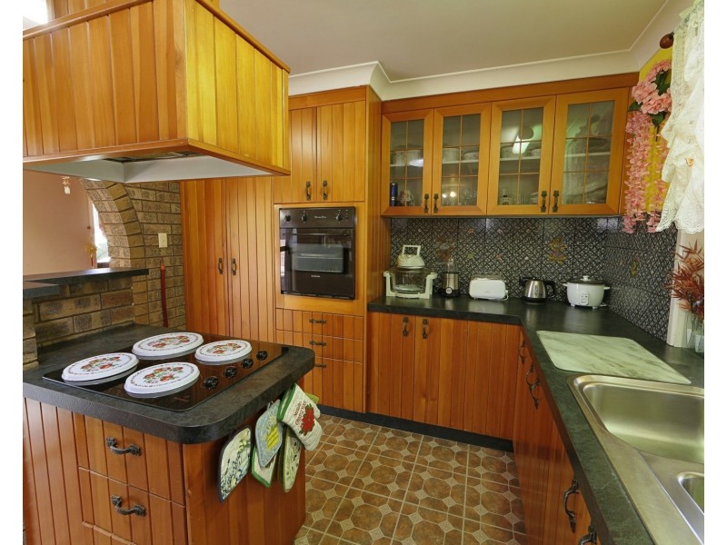 36 Bonna Road, Branyan QLD 4670