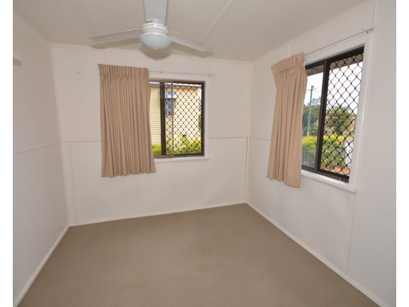 11 Steffensen Street, Svensson Heights QLD 4670