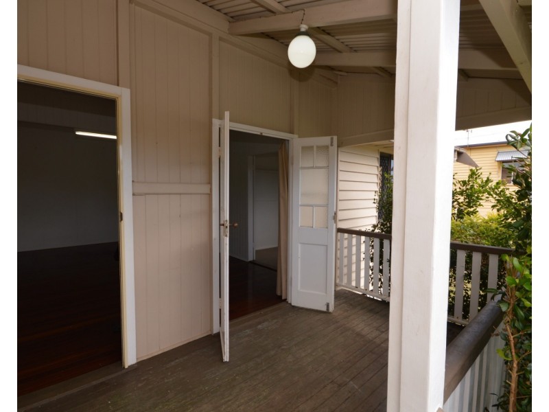 11 Steffensen Street, Svensson Heights QLD 4670