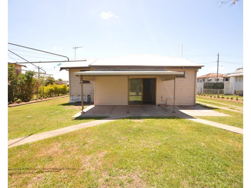 11 Steffensen Street, Svensson Heights QLD 4670