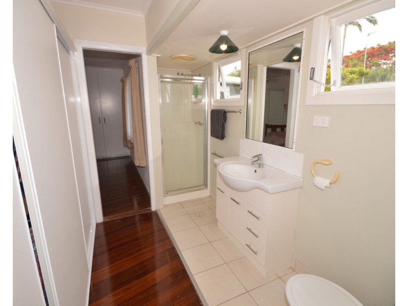 98  Branyan Street, Svensson Heights QLD 4670