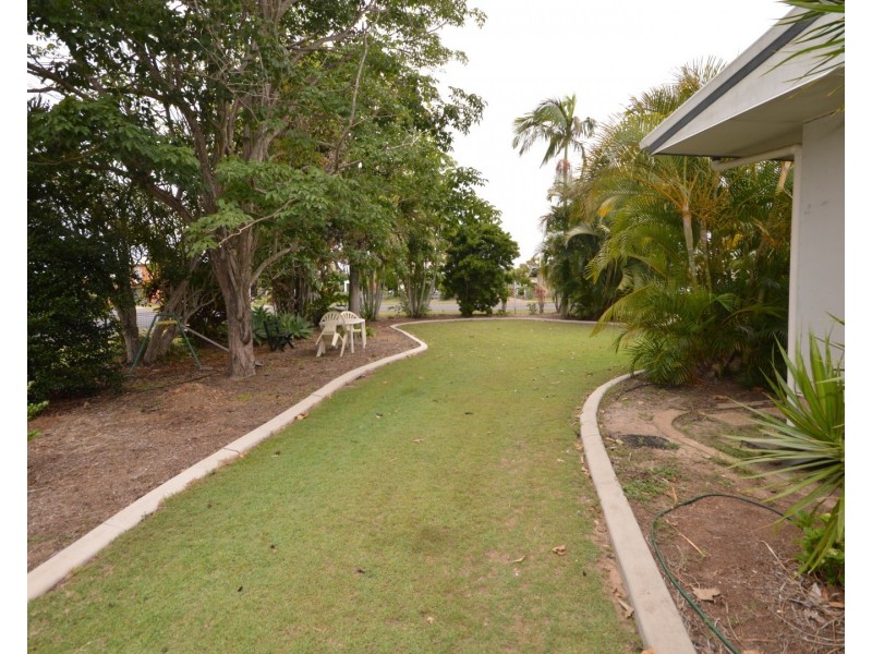 98  Branyan Street, Svensson Heights QLD 4670