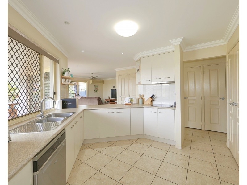 7 Garden View Court, Kalkie QLD 4670