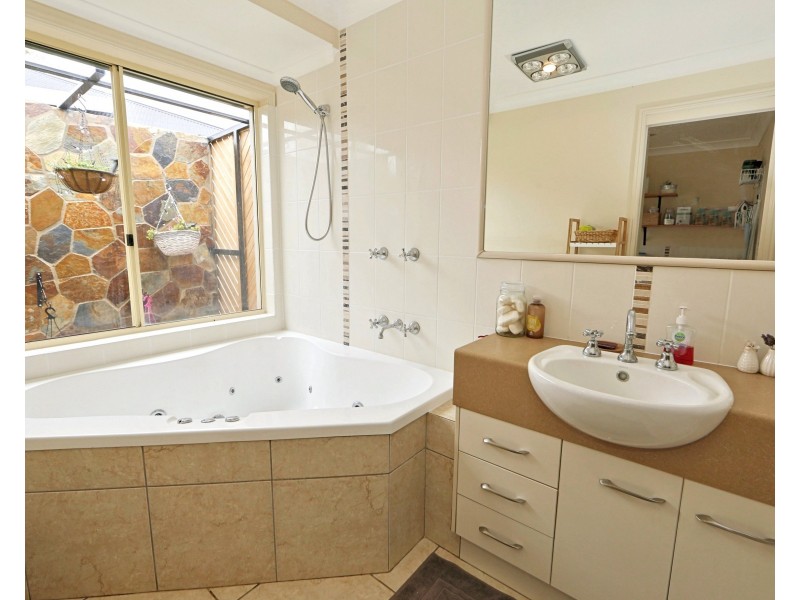 7 Garden View Court, Kalkie QLD 4670