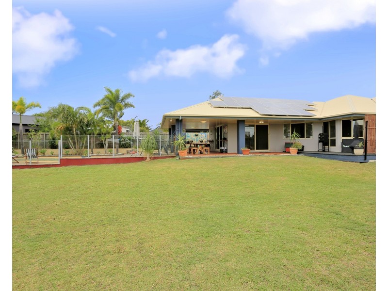 7 Garden View Court, Kalkie QLD 4670