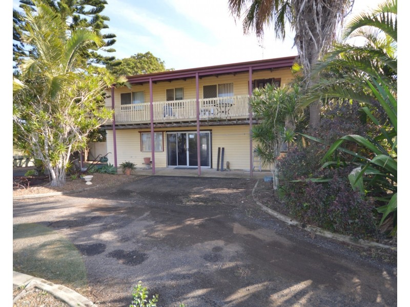 68 Rowlands Road, Burnett Heads QLD 4670