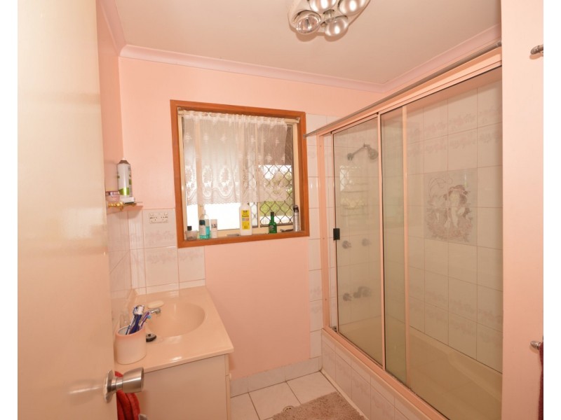 68 Rowlands Road, Burnett Heads QLD 4670