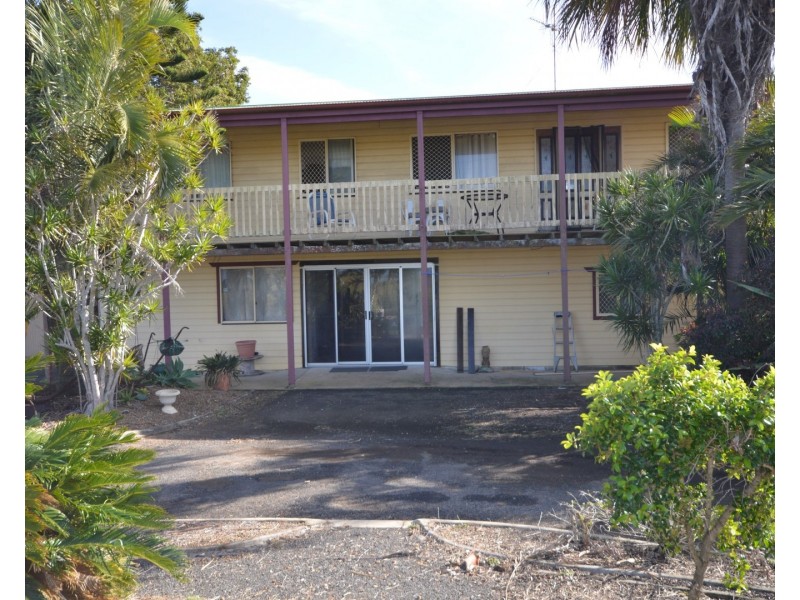 68 Rowlands Road, Burnett Heads QLD 4670