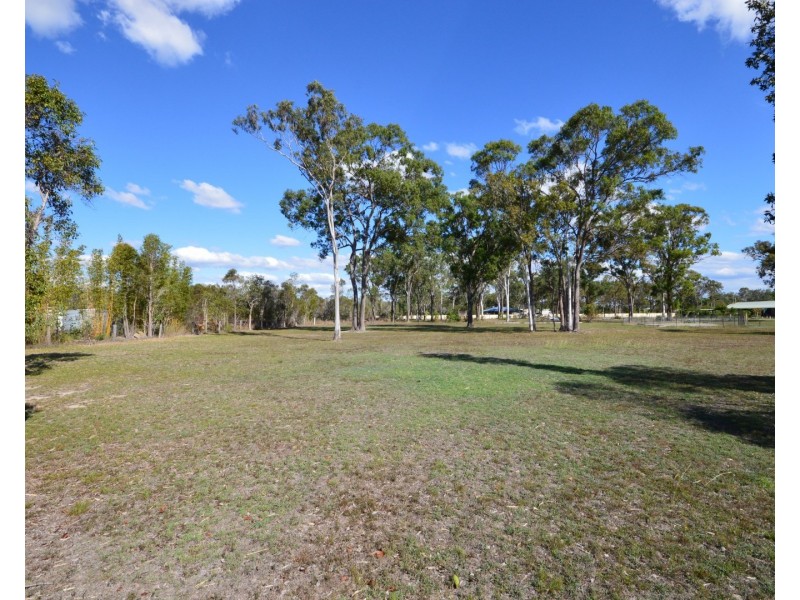 6 Hyperno Way, Branyan QLD 4670