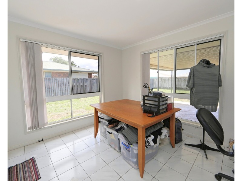 19 Clive Crescent, Kepnock QLD 4670