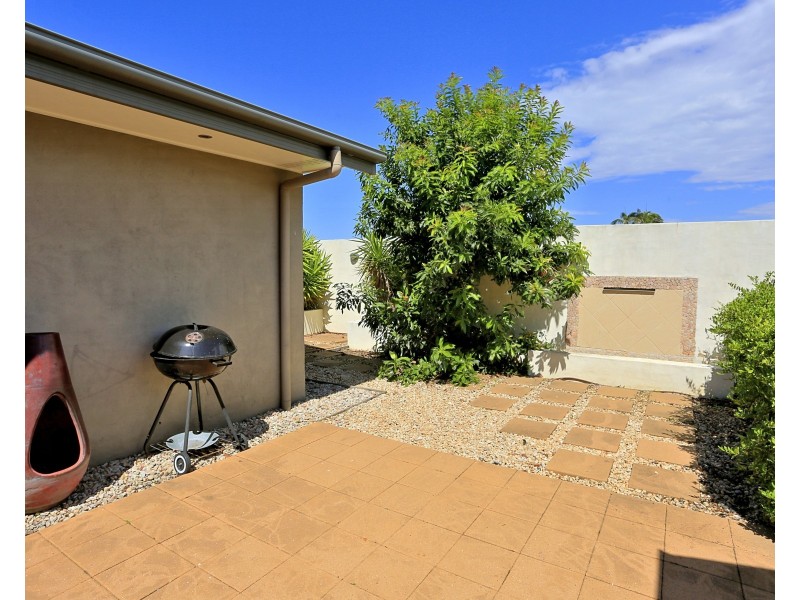 19 Clive Crescent, Kepnock QLD 4670